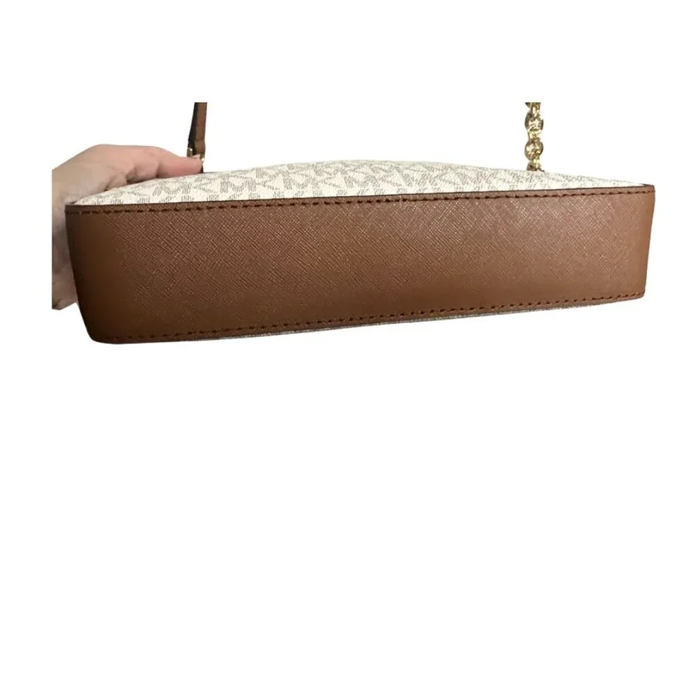 Michael Kors Jet Set Large Printed Logo Crossbody Bag - Picture 4 of 6